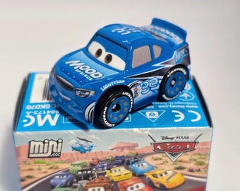 Samochody Disney Pixar Mini Racers seria 2 Dud Throttleman Mattel metalowe samochody