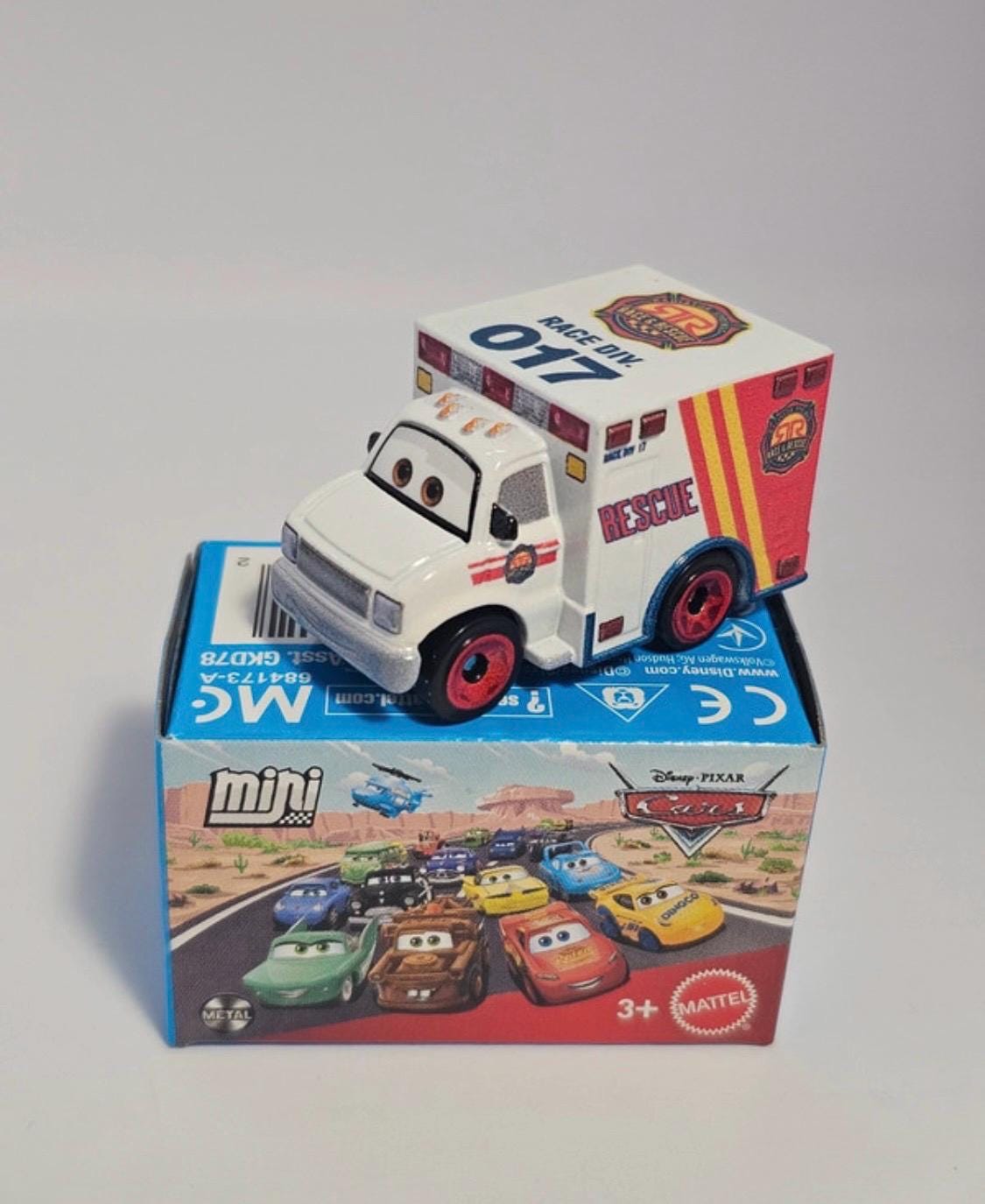 Mini racers Ishestar カーズミニカー ディズニー ピクサー カーズ