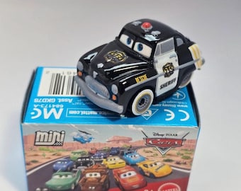 Samochody Disney Pixar Mini Racers seria 2 Race & Rescue Sheriff Mattel metalowe samochody