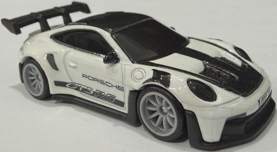 Hot Wheels Premium 2022 Porsche 911 GT3 RS Gran Turismo Pop