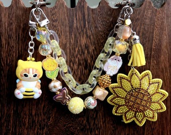 Mofusand Honey Bee Sunflower Bag Charm keychain
