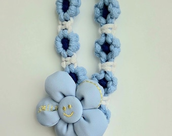 Crochet Daisy Wristlet Keychain with Smiley Flower Charm