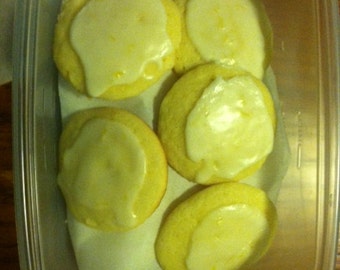 Lemon Ricotta Italian Cookie