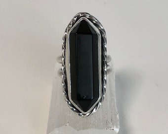 Black Onyx Double Terminated Sterling Silver Ring with Double Split Band and Twisted Wire Detail