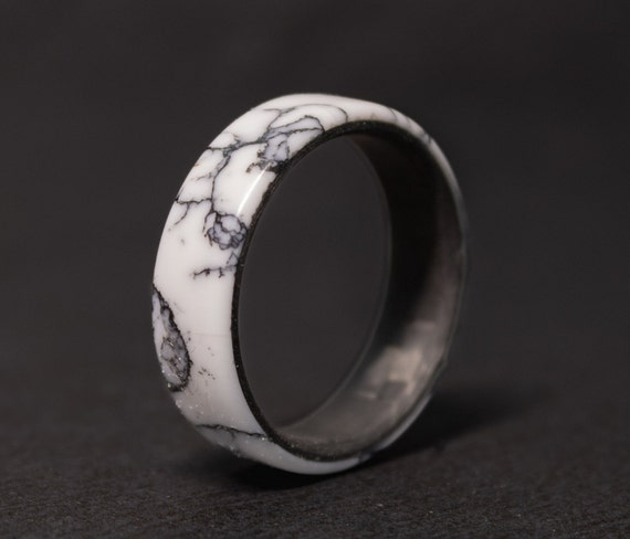 Synthetic White Marble with Black Veins and a Carbon Fiber Core