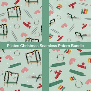 Op de afbeelding: Een naadloos patroonpakket met Pilates-apparatuur zoals reformers, cadillacs, matten, ringen en blokken versierd met kerstguirlandes en kousen op een lichtgroene achtergrond met de tekst Pilates Christmas Seamless Patern Bundle.