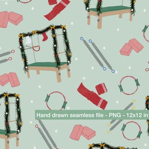 Op de afbeelding: Een naadloos patroon op een lichtgroene achtergrond met illustraties van Pilates-reformers versierd met kerstslingers, rode sokken, roze yogablokken, grijze veren, rood-wit gestreepte wikkels, ringen en witte sterren.