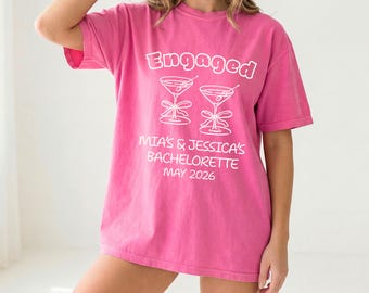 Camiseta para dos novias comprometidas, camiseta de compromiso lésbico, camiseta de boda LGBTQ, regalo de novia del orgullo, regalo de despedida de soltera para gays, camisetas a juego para parejas
