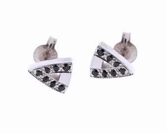 White gold black spinel arrow head studs