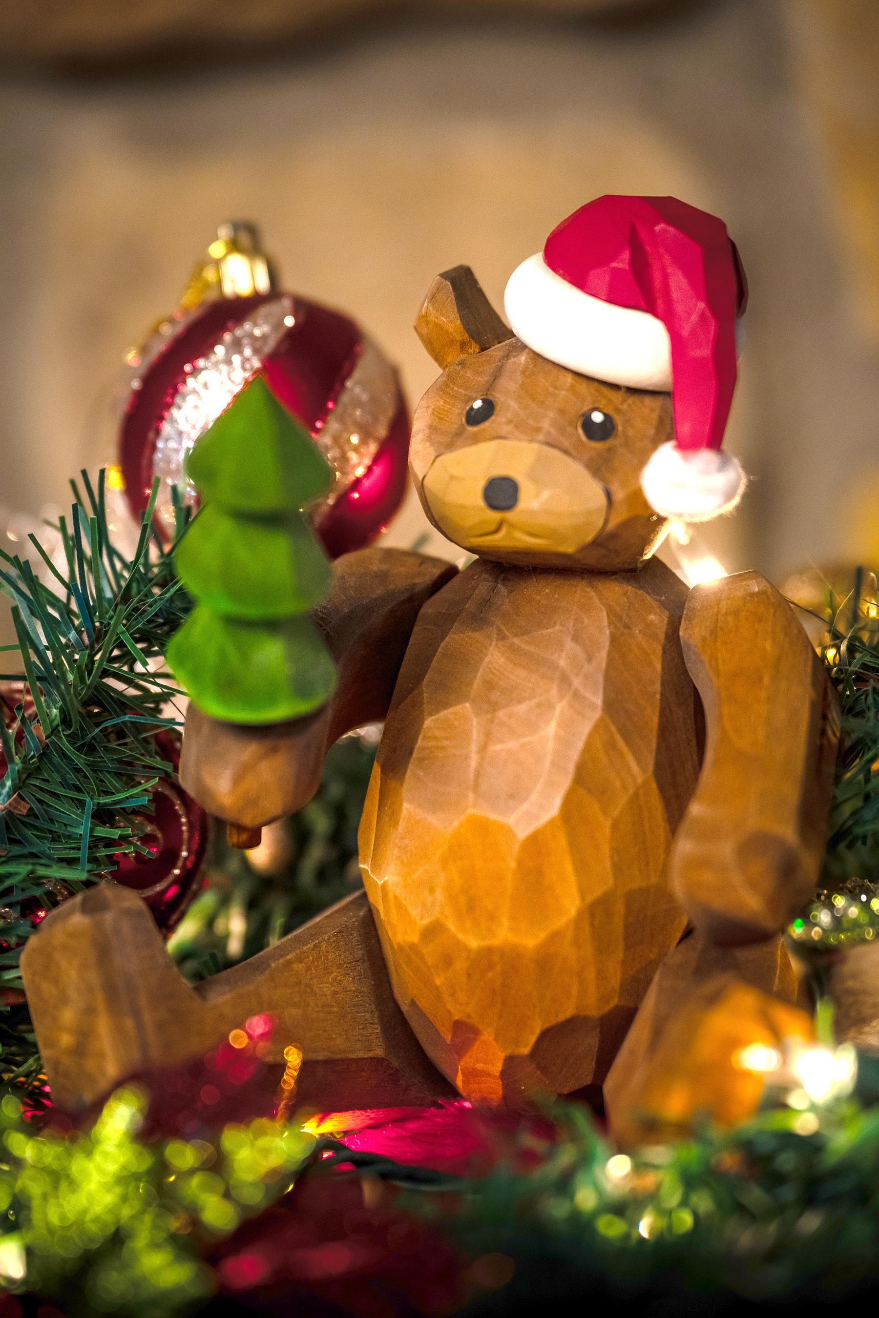 手彫りの木製サンタベア - Etsy 日本