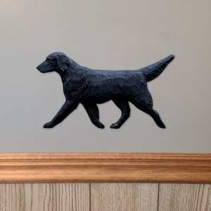 Flat Coated Retriever DIG Wall Sculpture - Multiple Colors Available