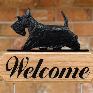 Scottish Terrier  Welcome Stake Sign - Multiple Colors Available