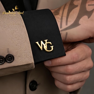 Personalized Gold Initial Cufflinks – Custom Groomsmen Gifts, Groom & Best Man Proposal, Wedding Gift for Father of the Bride