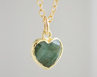 Emerald Heart Necklace in 14k Gold Filled, Genuine Real Raw Green Emerald, Crystal Heart Pendant, Romantic Jewelry Gift for Women, Mom, Wife