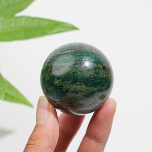 Esfera de fuchita natural de más de 50 mm, bola de cristal, regalo, decoración del hogar