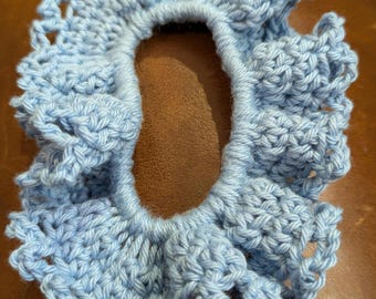 Blue Crochet hair tie. Medium size