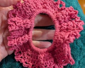 Dusty pink Crochet hair tie. Medium size