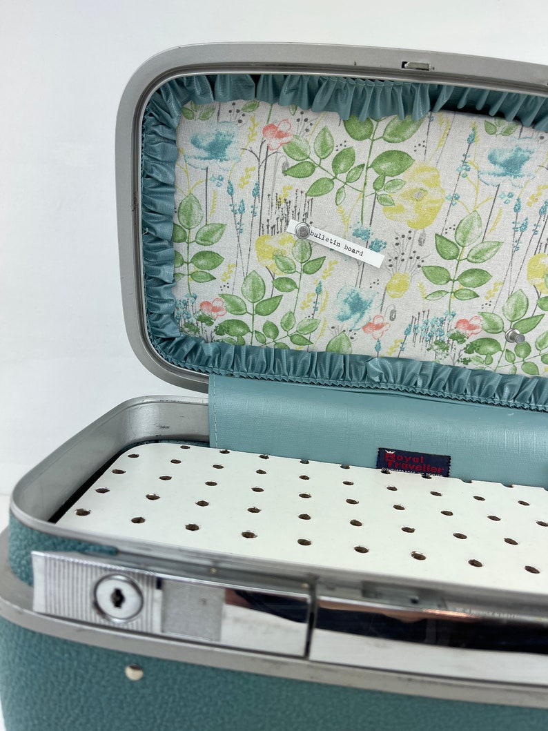 Vintage Samsonite Train Case Charging Station with Fabric Covered Cork Board image 1