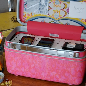 Vintage Samsonite Train Case Custom Charging Station for phones & iPods in color of your choice image 7