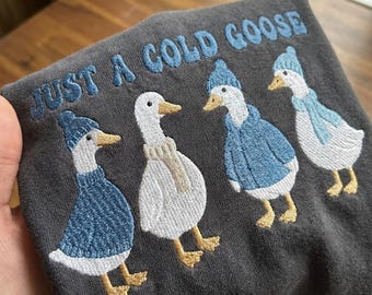 Just A Cold Goose Embroidery Design, Retro Winter Silly Goose Machine Embroidery File, Cozy Holiday PES DST Multiple Sizes