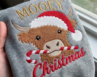 Mooey Christmas Embroidery Design, Santa Hat Highland Cow Machine Embroidery File, Winter Farmhouse Heifer PES DST Multiple Sizes