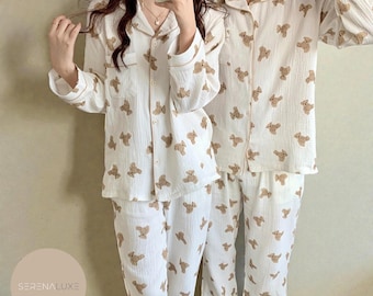 Bear Pattern Muslin Pajama Set: Soft Cotton Loungewear