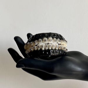 Gebiss Armband, Gebisskette, Gebiss Schmuck, kieferorthopädischer Schmuck, Geschenk für Freund