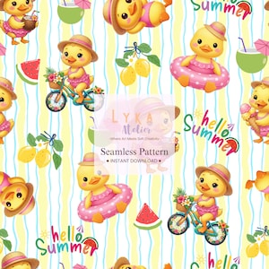 Op de afbeelding: Naadloos patroon met cartoon eendjes in badpakken en zonnehoeden, genietend van zomerse activiteiten. Het ontwerp bevat fietsen, watermeloen schijfjes, citroenen en de tekst "hello Summer" op een gestreepte achtergrond.
