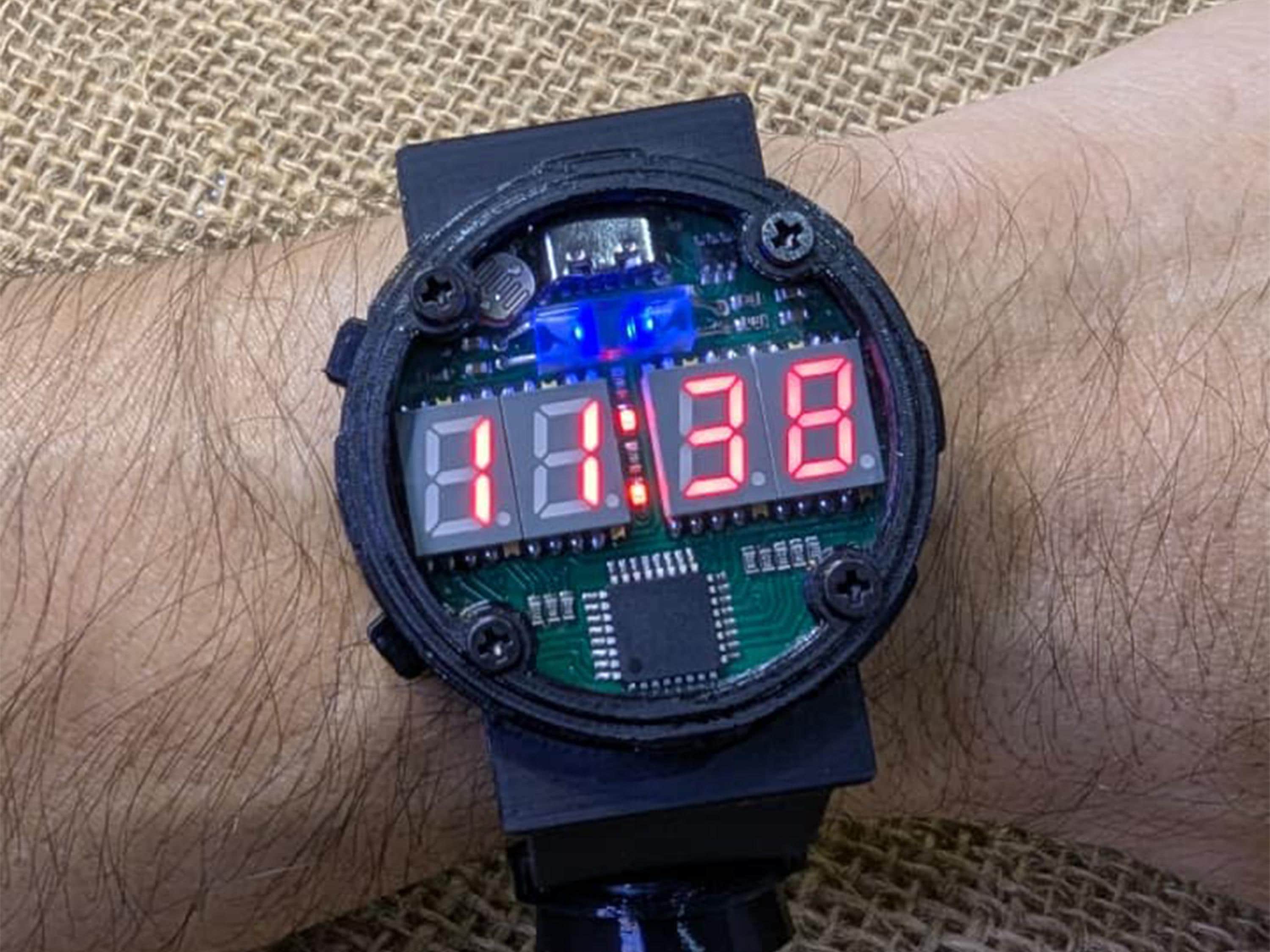 Metro 2033 watch - Etsy 日本