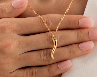 Dainty Italian Horn Necklace, Italian Horn Necklace, Gold Plated Talisman Necklace, Protection Necklace, Gift for her, Everyday Necklace