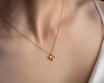 Dainty Bee Necklace Gold Bee Pendant Silver Bumble Bee for Girls Honey Bee for Women