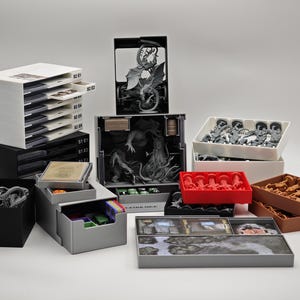 Cthulhu: Death May Die - Staffel 1 und Staffel 2 (2019) - Brettspiel Insert