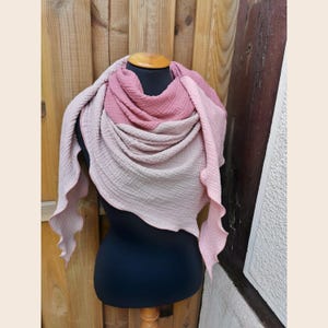 Musselintuch, Stola, Dreieckstuch, Halstuch &quot;Erdbeereis&quot;