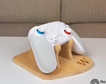 Personalized Bamboo Controller Stand – Controller Holder - 1