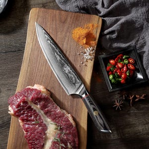 Personlig Damaskus kockkniv | 20 cm Gyuto, Pakkawood-handtag, specialgraverat köksblad