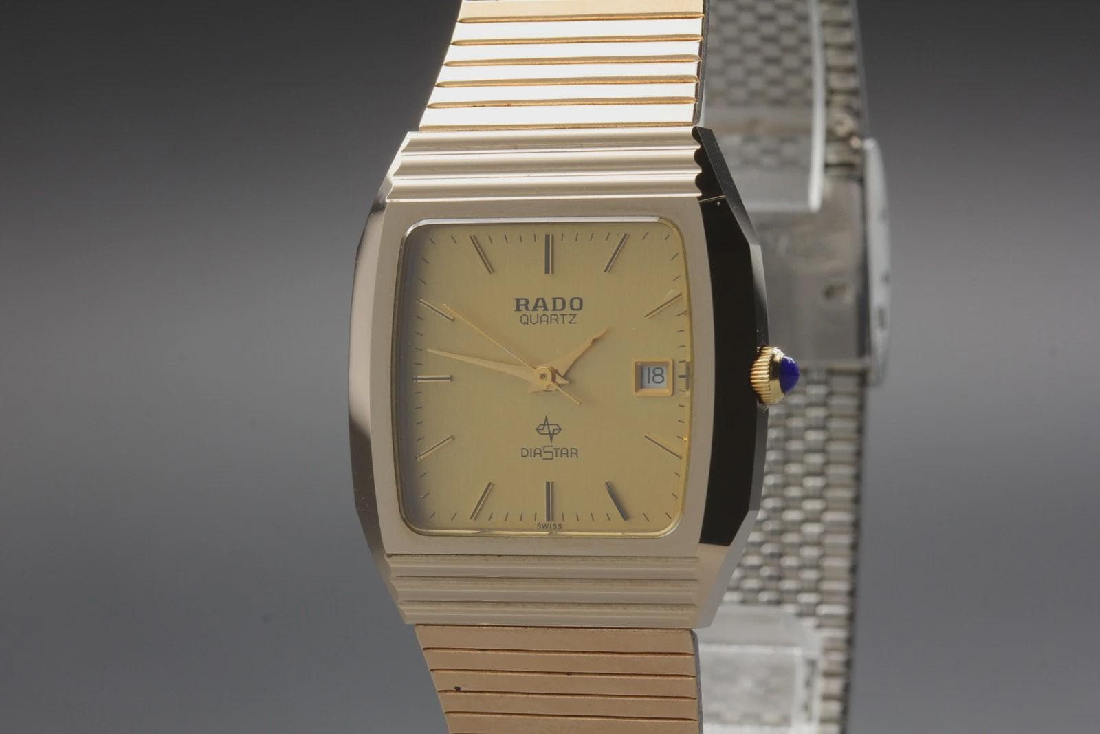 RADO Diastar 111.9501.3 27mm Rectangle Gold Dial Quartz Men's