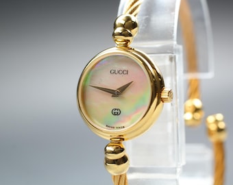 GUCCI 2700.2.L 20mm Shell Dial Gold Quartz Women's Watch Vintage [Near MINT]