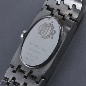Montre pour femme Christian Dior D70-100 avec cadran argenté et quartz Authentique [presque état neuf] image 7