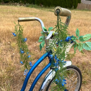 Handlebar streamers, blue bicycle streamers, flower bike accessory