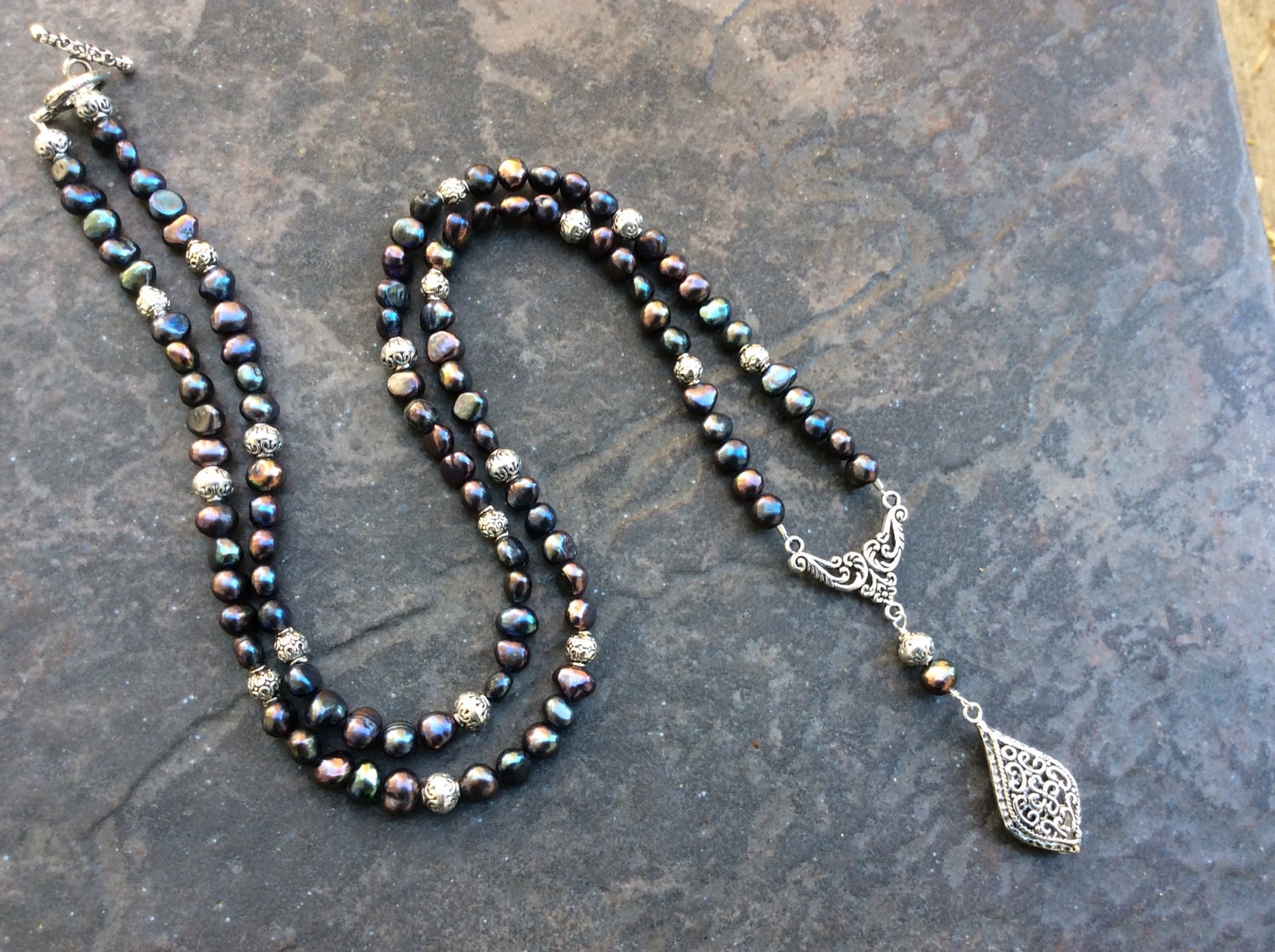 Peacock pearl pendant Clearance