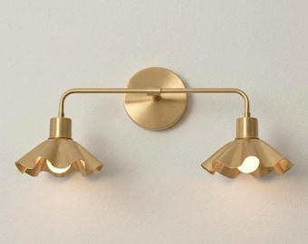 Handgjord mässingsdubbelvägglampa | Skandinavisk blommig sminklampa | Modern badrums- och sovrumsbelysning