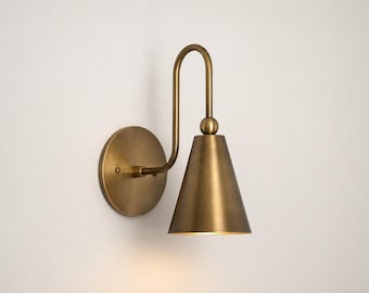 Wandleuchte aus Messing im Mid-Century-Modern-Stil | Wandleuchte mit konischem Schirm | Vintage-Nachttischlampe aus Messing | Badezimmerleuchte