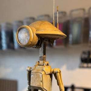 Lebensgroßer Sci-Fi Werkstatt Droide (ca. 120 cm) | Handgefertigte 3D Druck Figur | 4 Varianten verfügbar