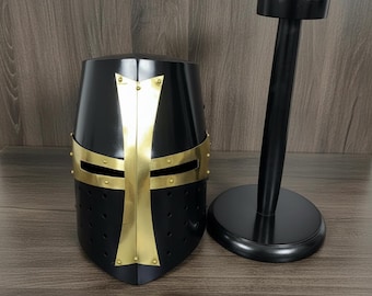Schwarzer Kreuzritter Helm: Templar Krieger Helm Helm mit gratis Ständer