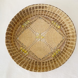 10&quot; Vintage woven wicker basket / catch all basket / trinket basket / boho home decor / round rattan woven basket with shells