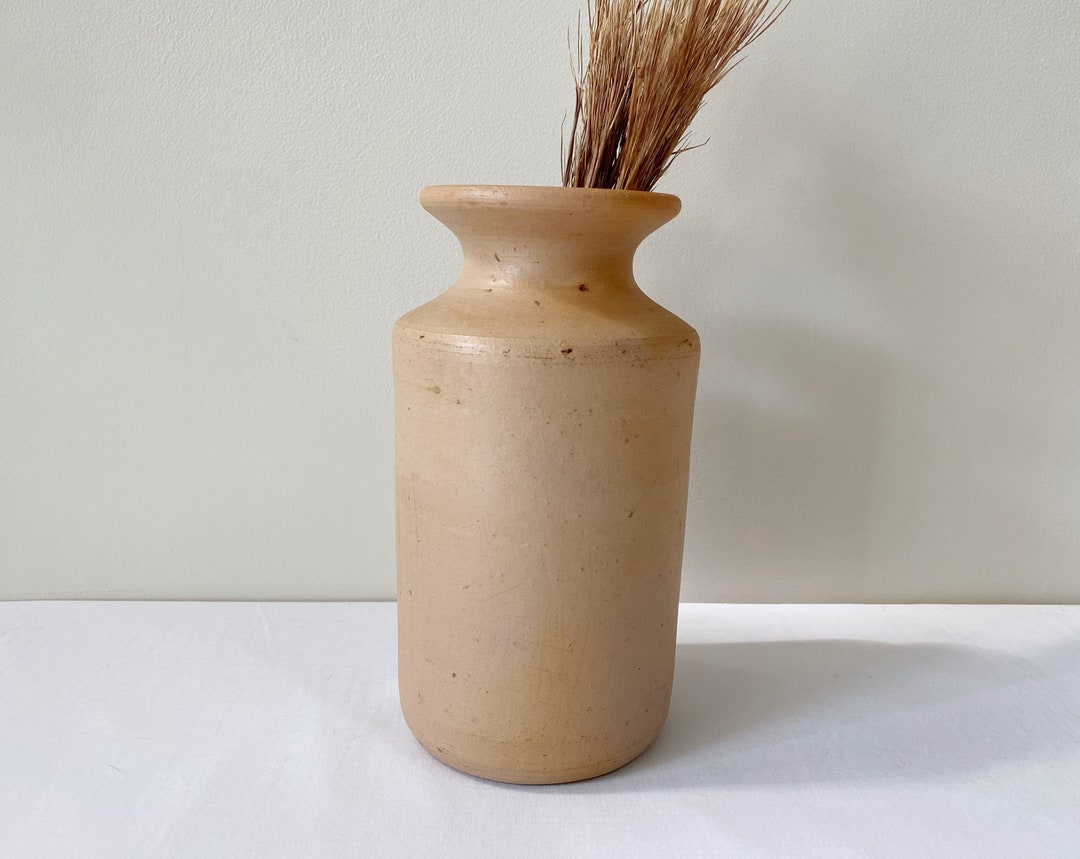 7.5 Vintage Clay Vase / Terracotta Flower Vase / Etsy