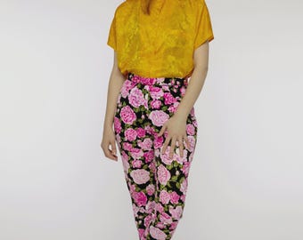 Vintage Moschino Jeans Floral Trousers – Pink Roses on Black Denim – Made in Italy