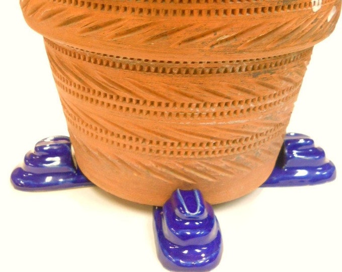 Ceramic Pot Feet Set of 4. Handmade Ceramic Tiered Pattern Pot Risers