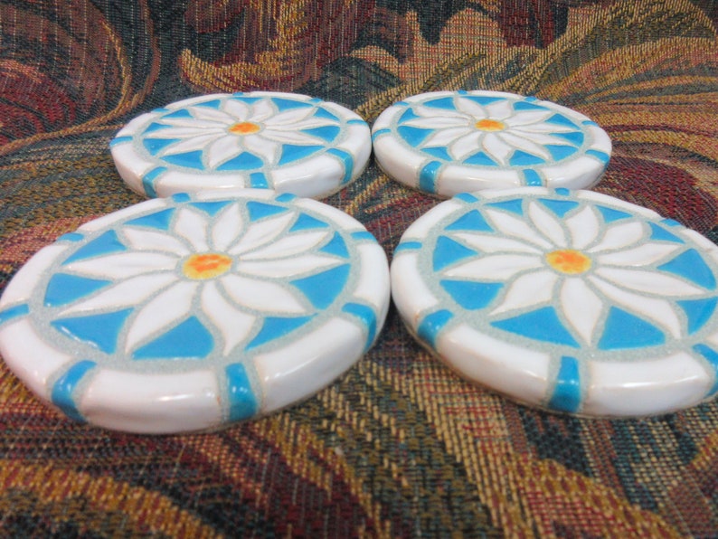 Mosaic Tile Coasters, SHASTA DAISY Handmade Ceramic Mosaic Coasters, Stoneware Mosaic White, Sky Blue Floral Art Set of 4 Felt Backed image 2