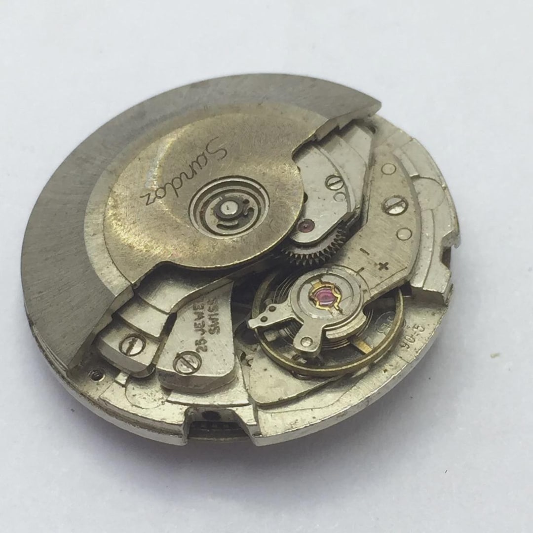 Pièce Mouvement Horloger FHF 90-5 Pignon - Neuf Sans Boîte